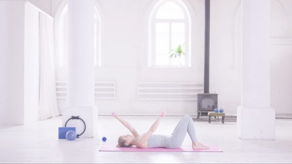 Pilates online - Curated by Sisters